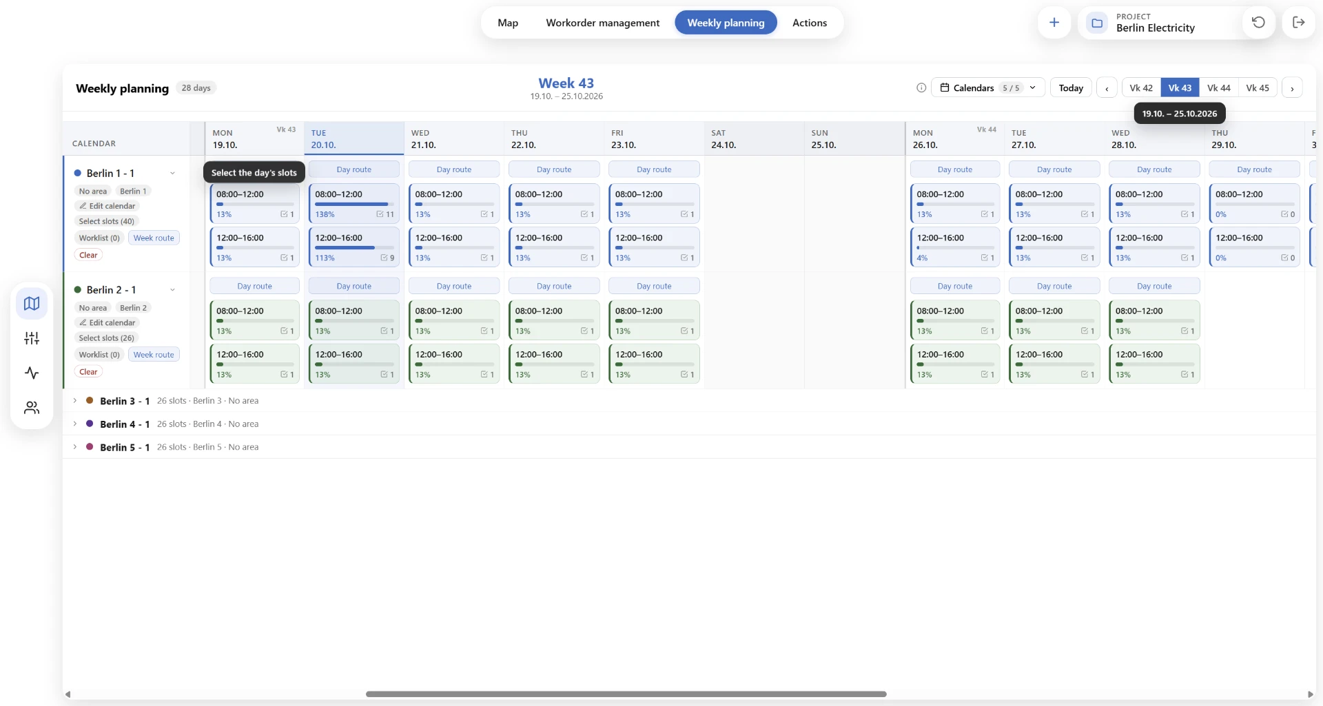 Jarvis weekly planning view showing week 43 with five team calendars, day routes and time slots.